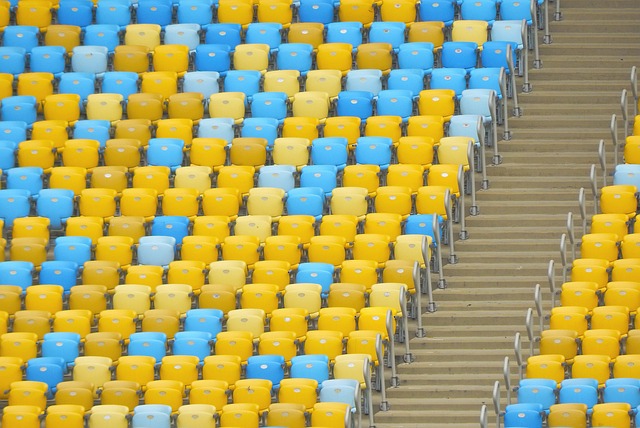 他们同时兼 他们同时兼